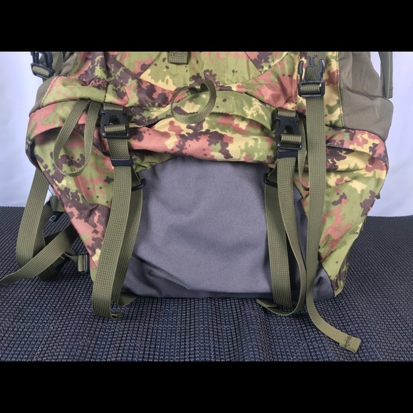 Elk Gear Wildguest 65L Hiking Backpack New - Picture 12 of 16